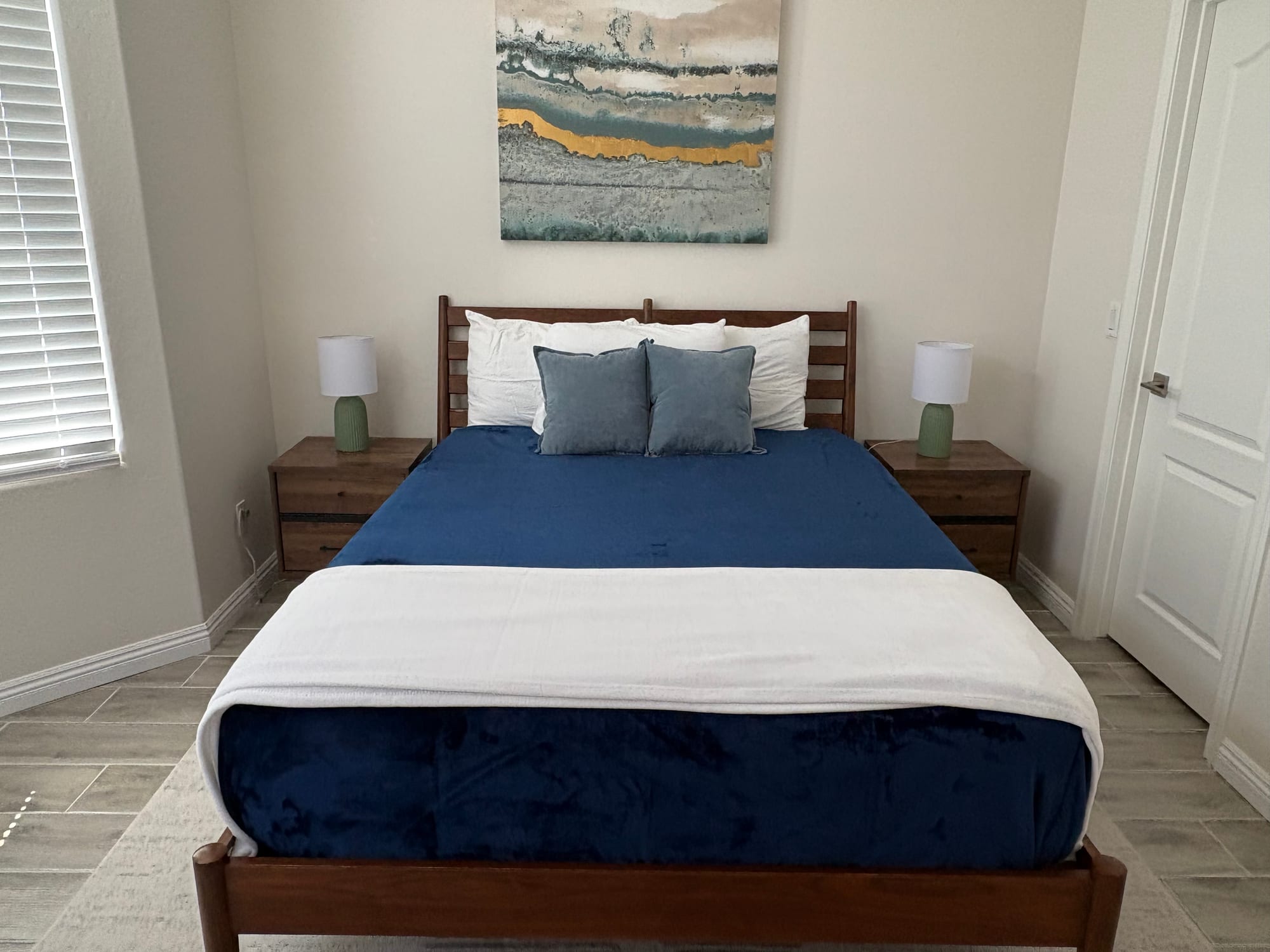 Bedroom freshly cleaned and made up by our house cleaning team in the Southeast Valley